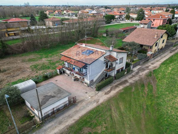 Casa Indipendente Vanzaghello, MI Vendita
