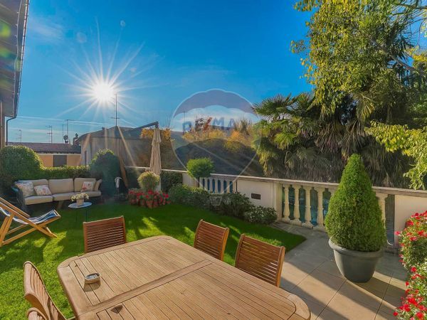 Duplex Somma Lombardo, VA Vendita