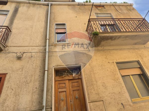 Appartamento Caltavuturo, PA Vendita