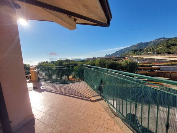 Appartamento Santa Teresa di Riva, ME Affitto - Foto 4