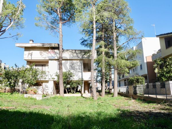 Villa singola Conversano, BA Vendita