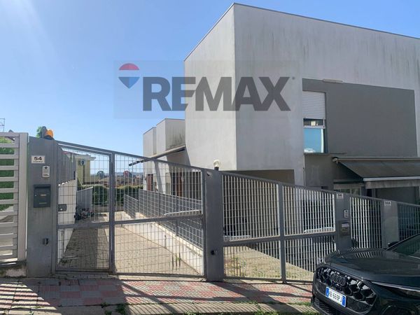 Villa a schiera Barracca Manna, Cagliari, CA Vendita