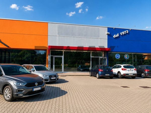 Locale Commerciale Talamona, SO Vendita