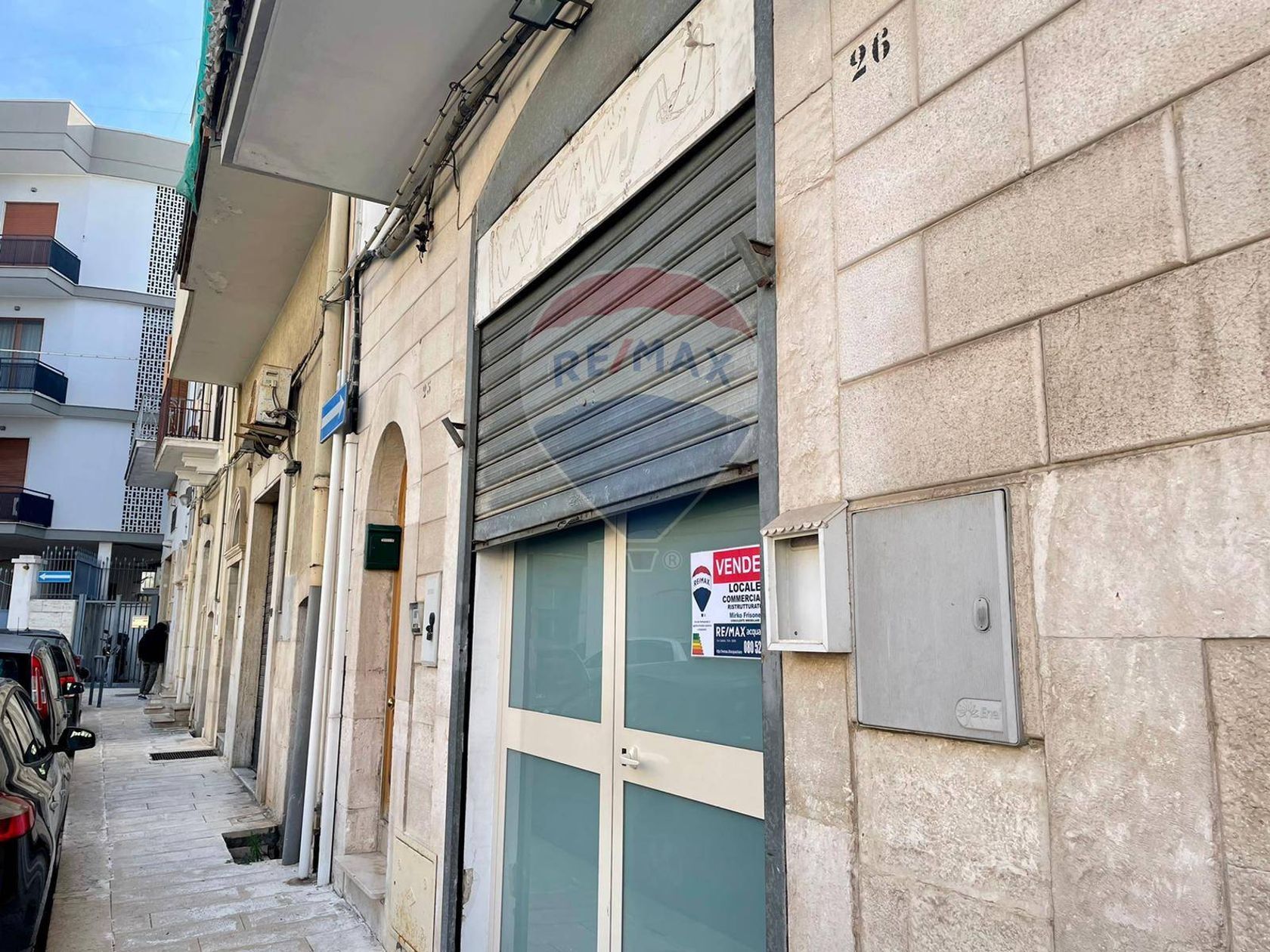 Locale Commerciale Triggiano, BA Vendita