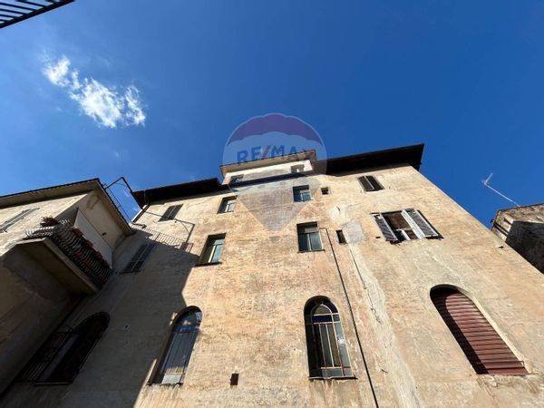 Appartamento Vallerano, VT Vendita