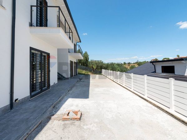 Villetta bifamiliare Monterotondo Paese, Monterotondo, RM Vendita - Foto 3