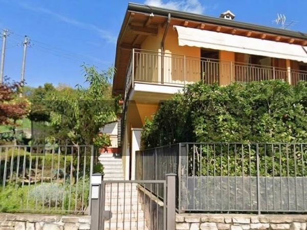 Appartamento Sant'Antonio, Caprino Bergamasco, BG Vendita