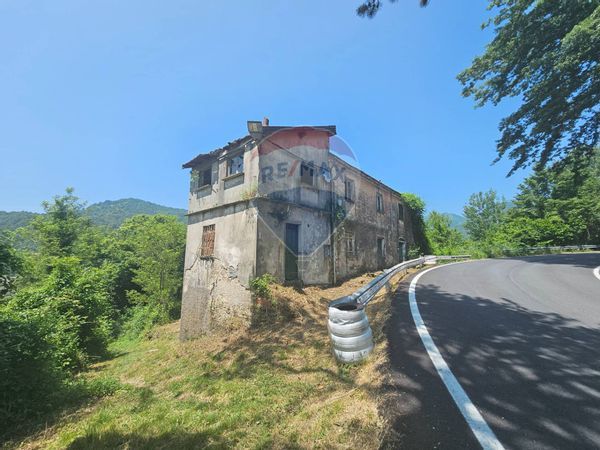 Rustico Laccio, Torriglia, GE Vendita