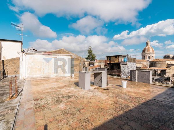 Casa Indipendente Giarre, CT Vendita