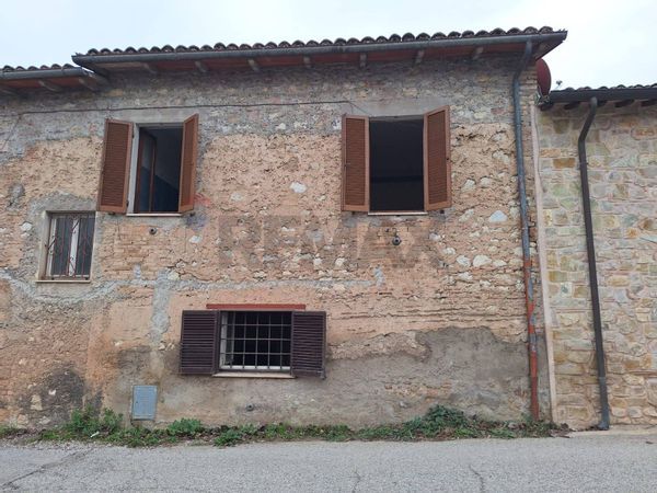 Casa Semindipendente Campello sul Clitunno, PG Vendita - Foto 3